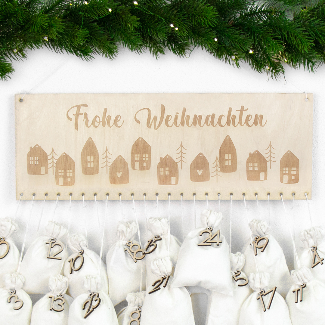 Adventskalender Holz Leiste Häuser personalisierbar